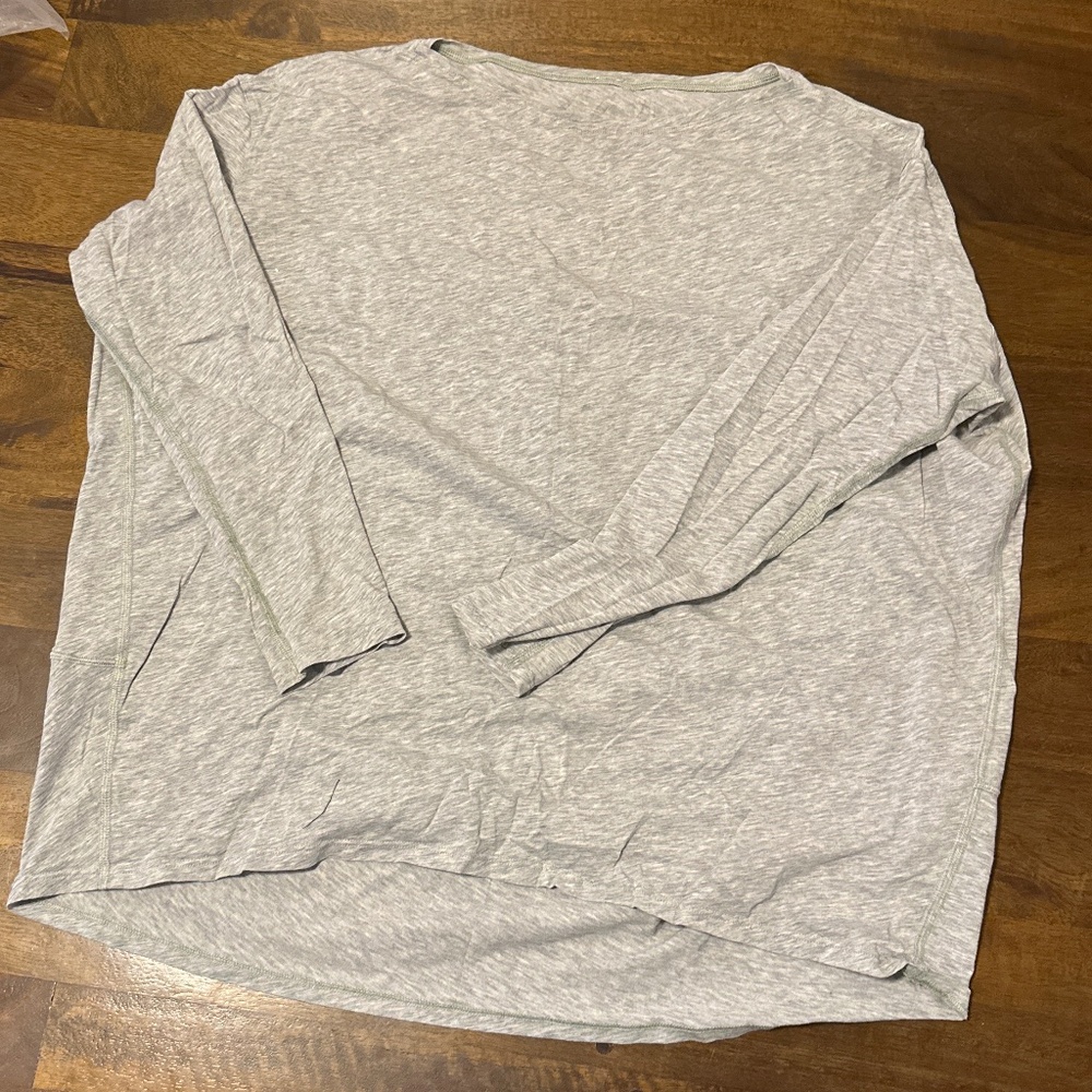 Lululemon long sleeve shirt